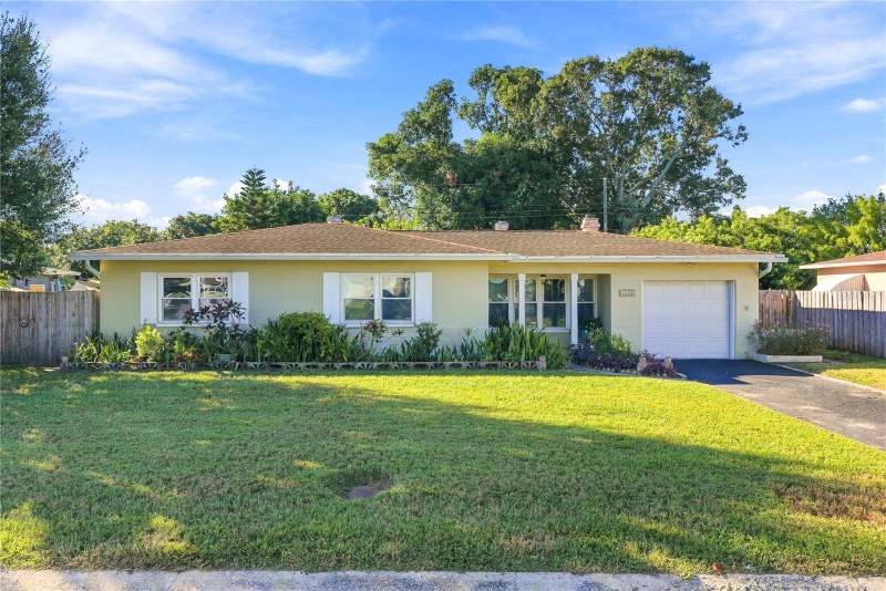 3600 YARDLEY AVENUE home for sale in Sirmons Estates