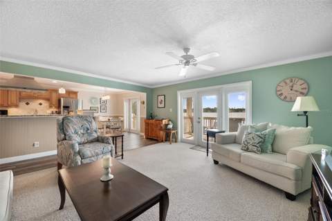 5257 Beach Drive #D, St Petersburg FL - photo 15 of 42
