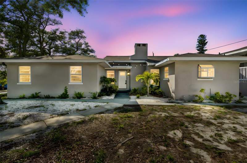 4 bedroom Single Family Residence at 125 HARBOR BLUFF DRIVE, HARBOR BLUFFS SEC 1, LARGO — photo 1