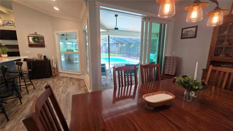 9991 Windtree Boulevard, Seminole FL - photo 10 of 38