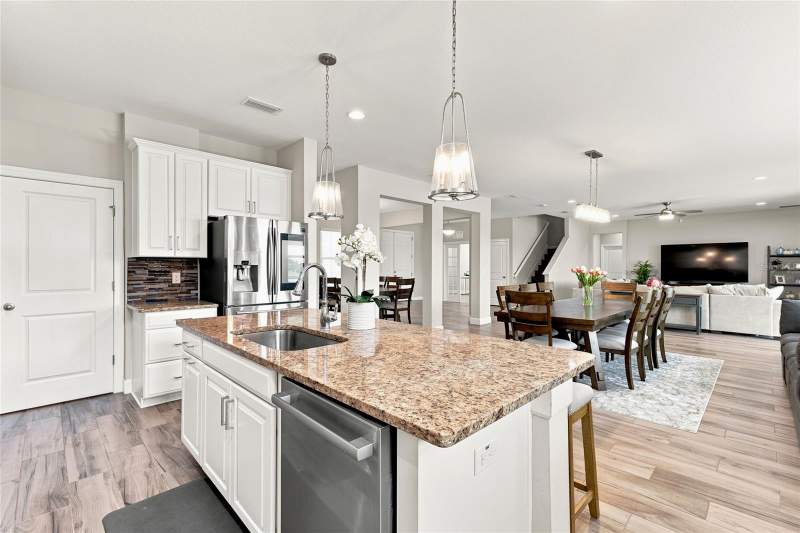 6 bedroom Single Family Residence at 7697 Roma Dune Drive, Epperson Ranch South Ph 1, Wesley Chapel — photo 5