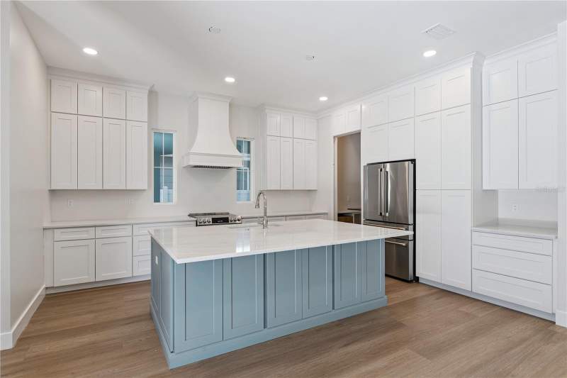 6 bedroom Single Family Residence at 3456 Fairway Lane, Golfview, Orlando — photo 3