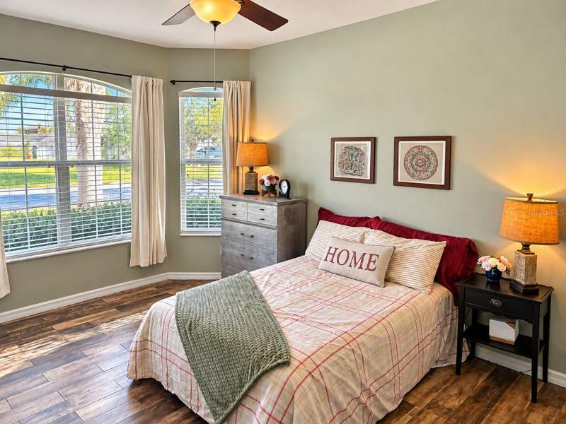 3 bedroom Single Family Residence at 417 Stone Briar Drive, Mira Lago West Ph 2B, Ruskin — photo 4
