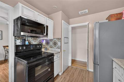 627 Holly Place, Lakeland FL - photo 10 of 22