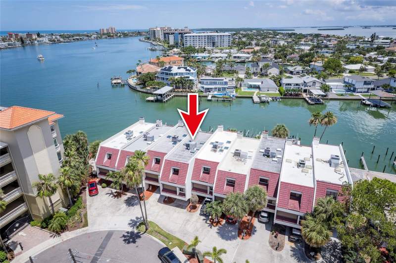 3 bedroom Townhouse at 218 Skiff Point, Skiff Harbour Twnhs Condo, Clearwater Beach — photo 2
