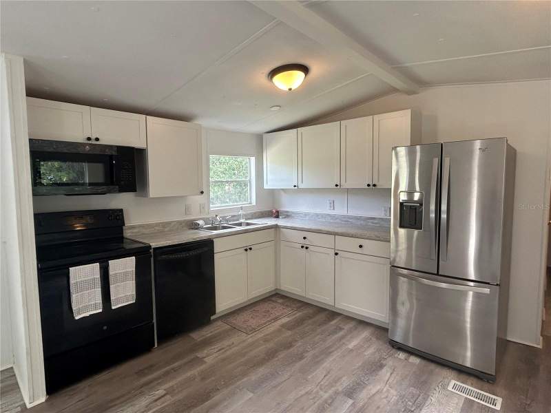 3 bedroom Manufactured Home at 2030 Smith Avenue, Robie Terrace, Mount Dora — photo 5