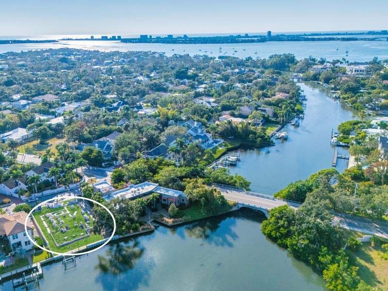 4 bedroom Single Family Residence at 1821 Lincoln Drive, Avondale Rep, Sarasota — photo 5