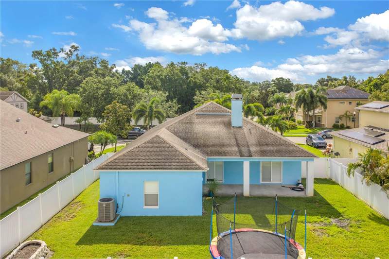 5 bedroom Single Family Residence at 6060 97th Avenue, Oak Bluff North, Pinellas Park — photo 4