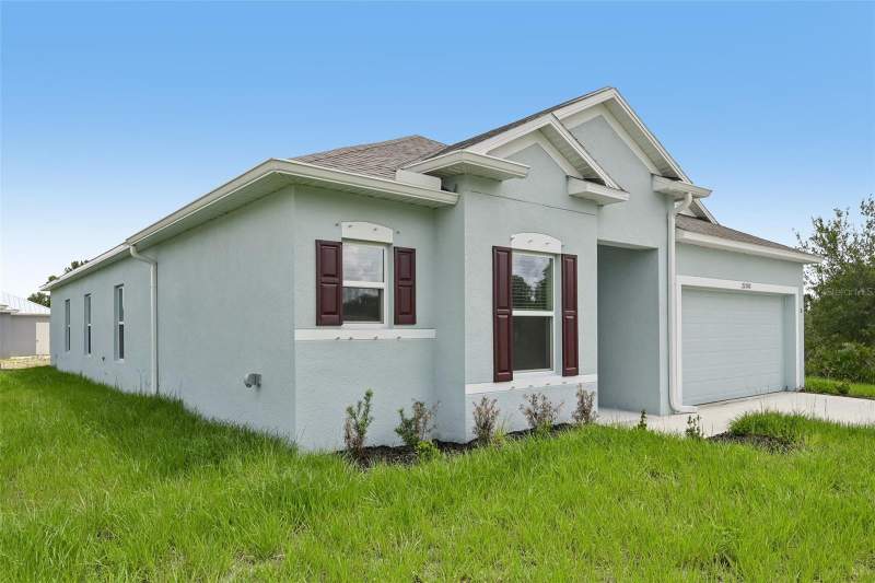 3 bedroom Single Family Residence at 22500 Provance Avenue, Port Charlotte Sec 050, Port Charlotte — photo 3