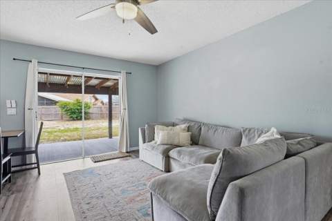 8913 Wood Lake Court, New Port Richey FL - photo 10 of 42