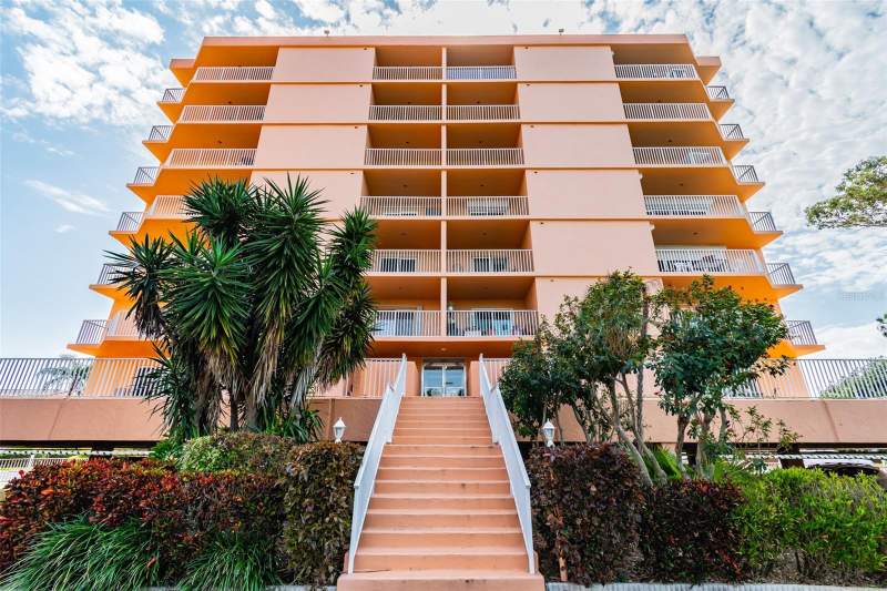 2 bedroom Condominium at 7430 Sunshine Skyway Lane #201, South Bay Condo, St Petersburg — photo 2