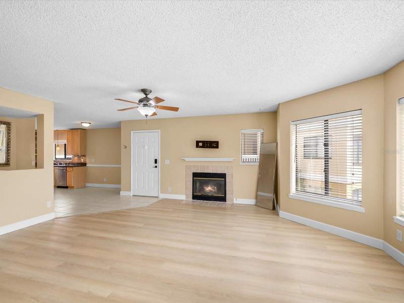 3 bedroom Condominium at 1550 S Belcher Road #421, Belleair Village Condo, Clearwater — photo 2