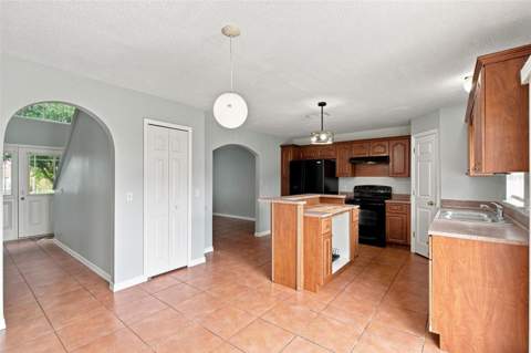 621 Juillac Way, Kissimmee FL - photo 9 of 55