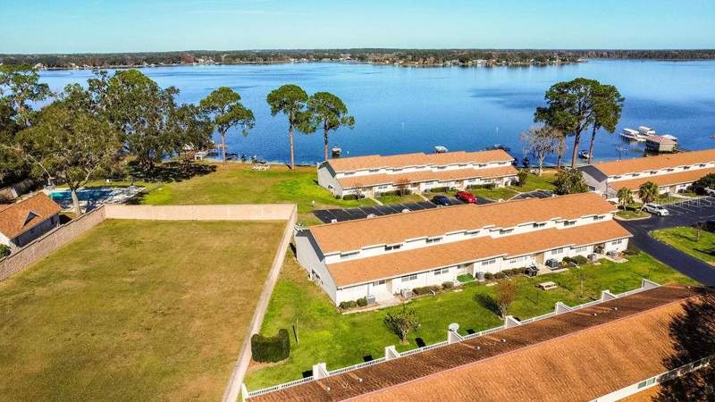 2 bedroom Condominium at 11001 SE Sunset Harbor Road #F45, Loch Harbour, Summerfield — photo 2