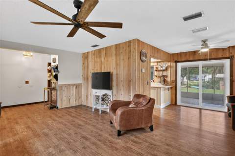 11347 Pine Ridge Road, Leesburg FL - photo 8 of 54