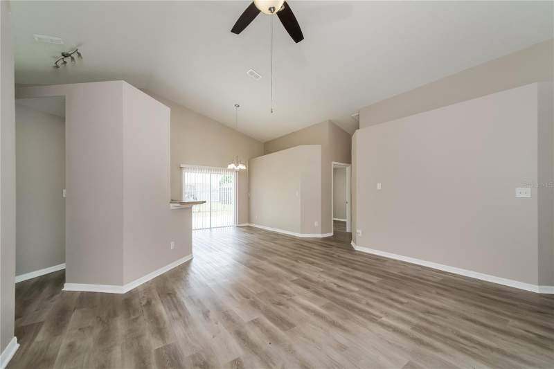 3 bedroom Single Family Residence at 1003 Dorking Way, Poinciana Village 2 Nbhd 1, Kissimmee — photo 5
