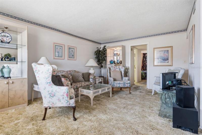 1 bedroom Condominium at 4890 Bay Street #326, Winston Park Northeast, St Petersburg — photo 2