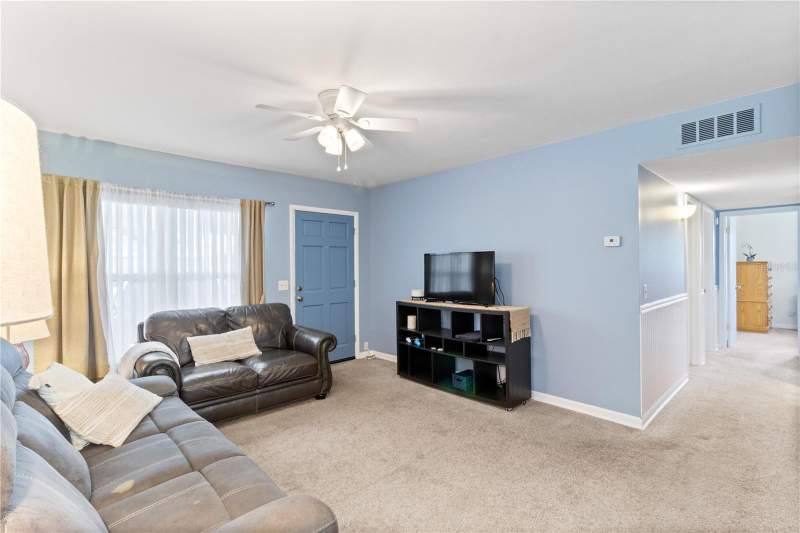 3 bedroom Single Family Residence at 3014 Venice Way, Edgewood Park, Lakeland — photo 3