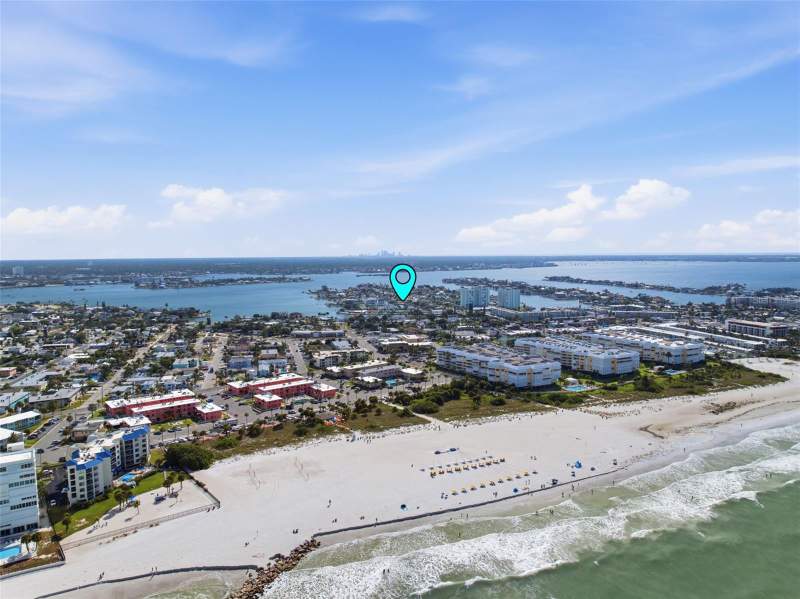 4 bedroom Single Family Residence at 6414 2nd Palm Point, Three Palms Point, St Pete Beach — photo 5