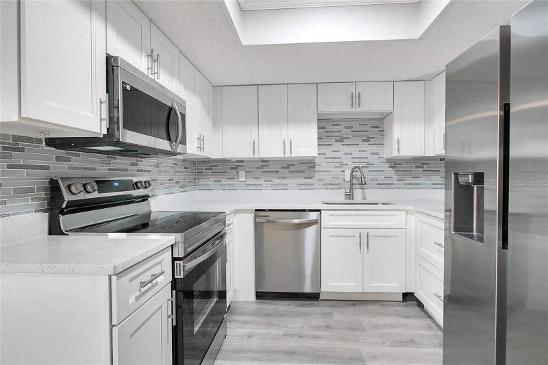 2 bedroom Condominium at 513 Fairways Lane #B, Fairways/Silver Spgs Shrs Condo, Ocala — photo 2