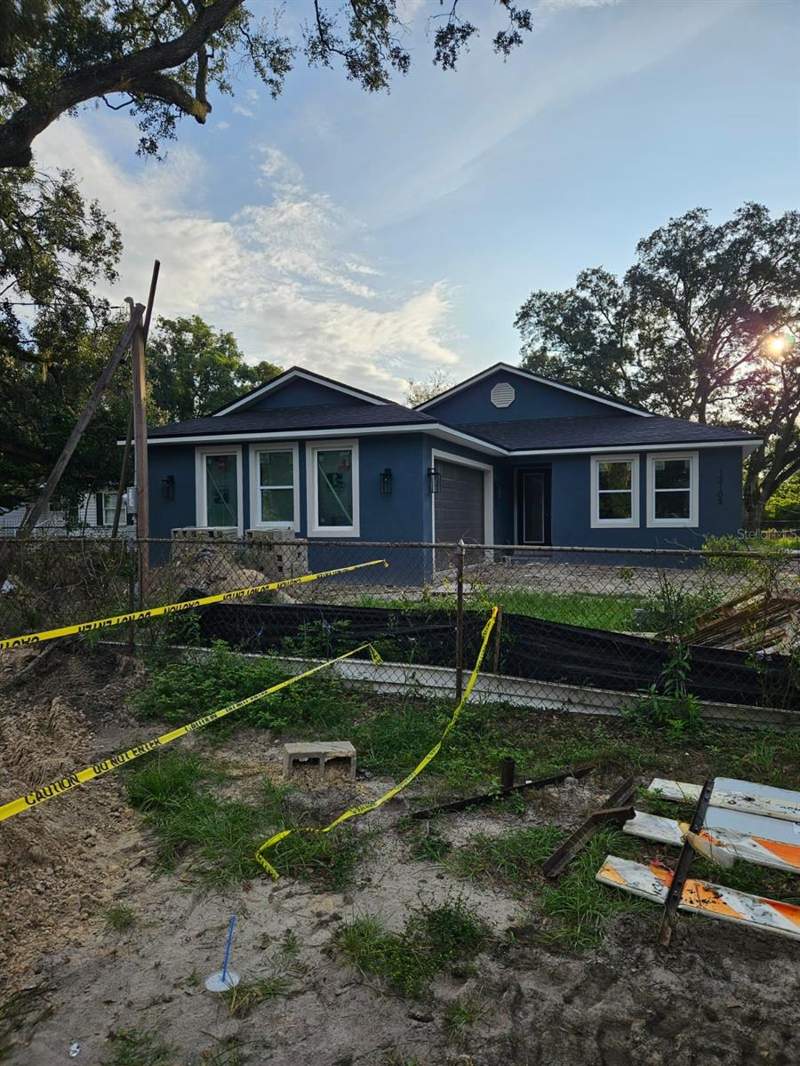 4 bedroom Single Family Residence at 13105 N Boulevard, 0TD | North Tampa Heights, Tampa — photo 3