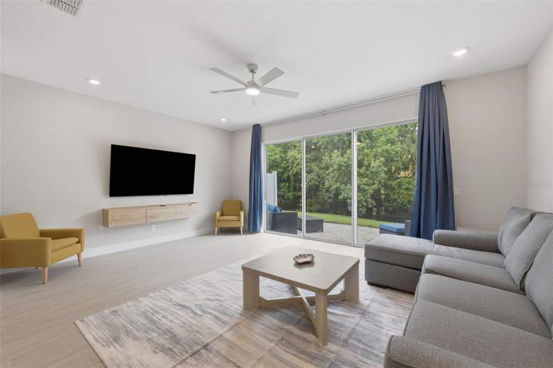 3 bedroom Townhouse at 1216 Royal View Terrace, Spectrum At Reunion Ph 2, Kissimmee — photo 4