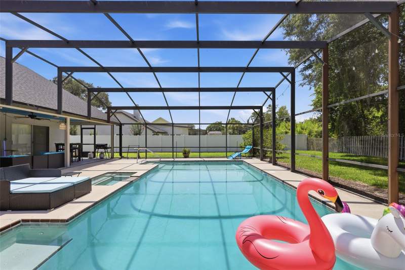 3 bedroom Single Family Residence at 1055 CHESTERFIELD CIRCLE, AMHERST, WINTER SPRINGS — photo 3