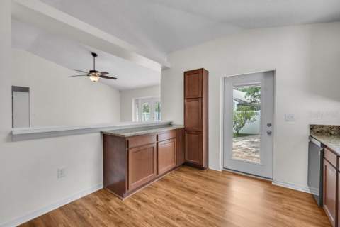 17610 Esprit Drive, Tampa FL - photo 14 of 48