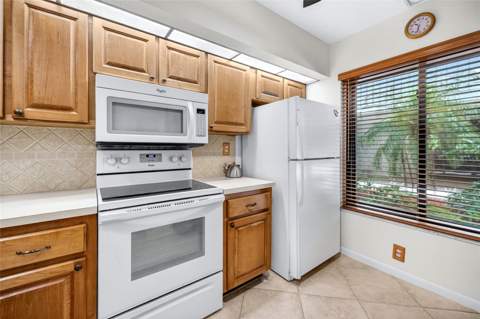 6365 Bahia Del Mar Boulevard #106, St Petersburg FL - photo 6 of 6