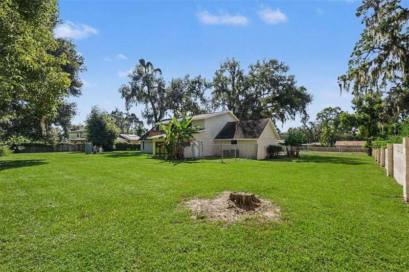 3 bedroom Single Family Residence at 126 Goins Drive, Seffner, Seffner — photo 3