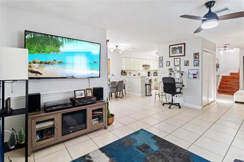 211 Dawn Court, Kissimmee FL - photo 7 of 29