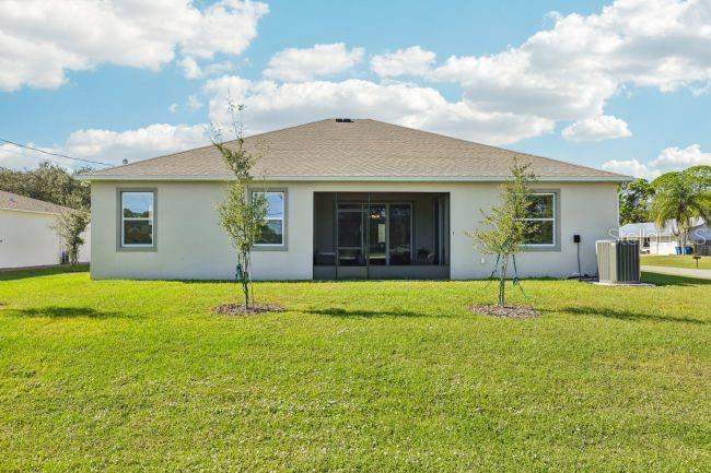 4 bedroom Single Family Residence at 30513 Prestwick Avenue, Mount Plymouth Green, Sorrento — photo 2