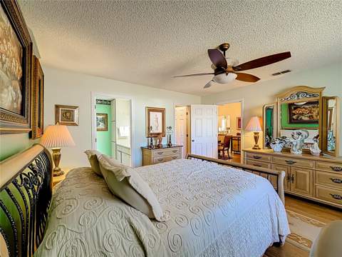 9826 SE 178th Lane, Summerfield FL - photo 10 of 21