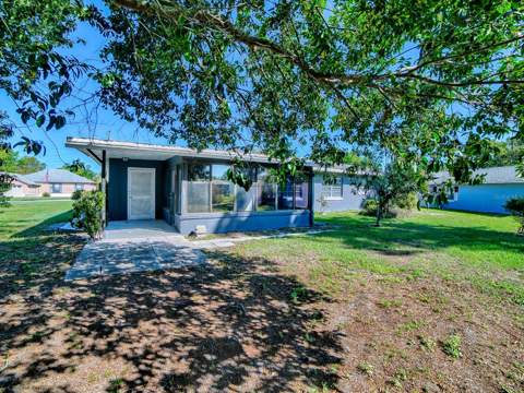 5 Oak Street, Yalaha FL - photo 24 of 29