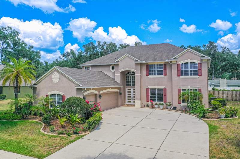 6 bedroom Single Family Residence at 915 Hickory Fork Drive, Lake Weeks Ph 1, Seffner — photo 2