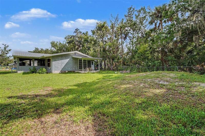 3 bedroom Mobile Home at 171 Canham Street, St Johns Park Sub, Bunnell — photo 5