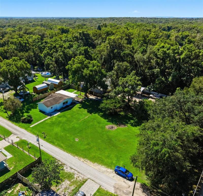 3 bedroom Single Family Residence at 39250 Miramar Drive, Zephyrhills Colony Co, Zephyrhills — photo 3
