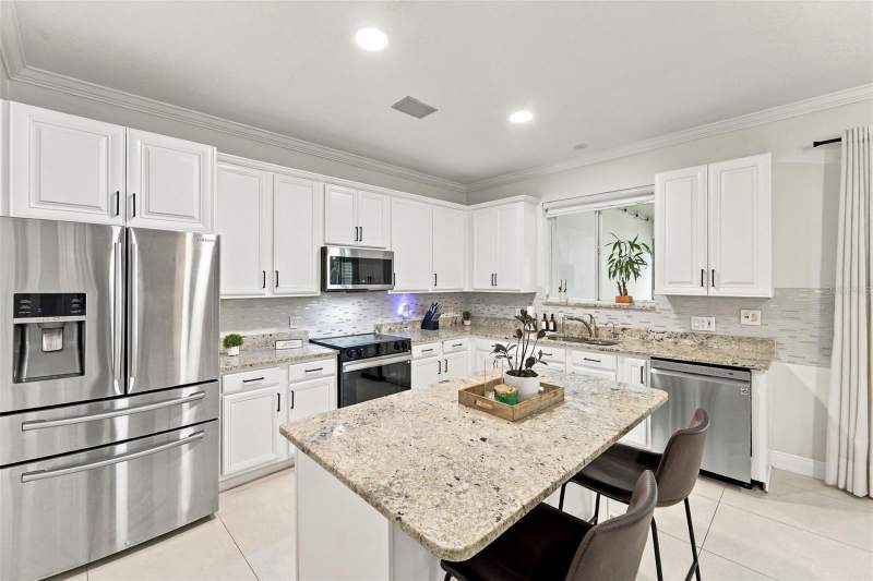 3 bedroom Single Family Residence at 506 Berry James Court, Eagles Landing, Kissimmee — photo 3
