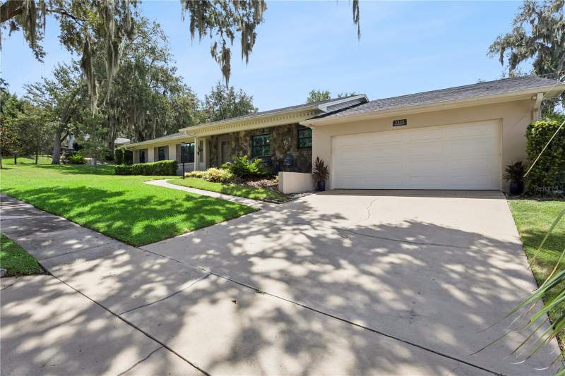 3 bedroom Single Family Residence at 1325 Overlook Drive, Sylvan Shores, Mount Dora — photo 2