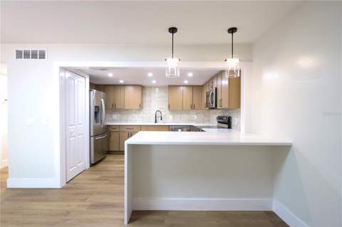 812 Park Lake Circle #7, Maitland FL - photo 16 of 47