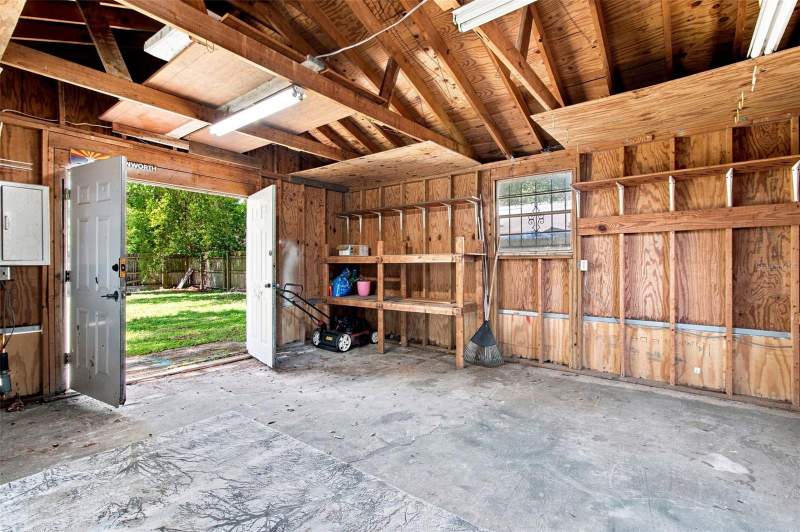 3 bedroom Single Family Residence at 5206 Parade Street, Terrace Park Unit 5 Rev, Temple Terrace — photo 4
