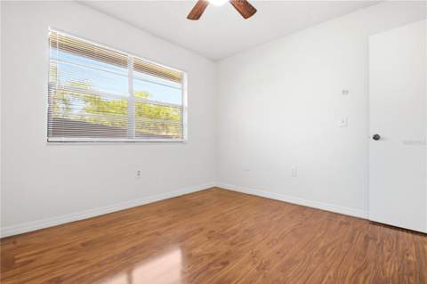2909 Fig Court, Palm Harbor FL - photo 18 of 44