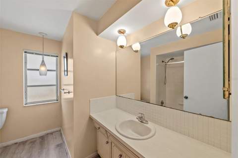 1413 Embassy Drive, Clearwater FL - photo 13 of 24