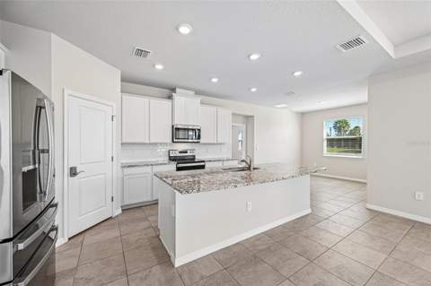3711 Grain Run, Lakewood Ranch FL - photo 11 of 60