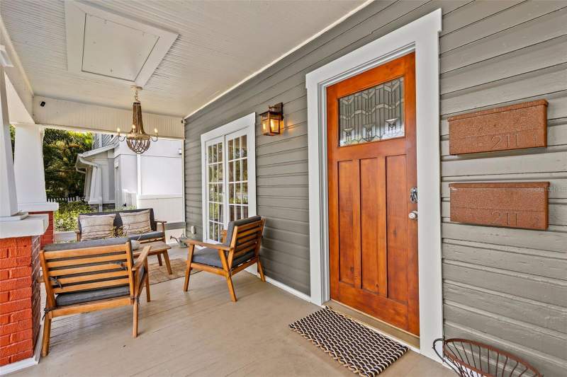 4 bedroom Single Family Residence at 211 S ALBANY AVENUE, OSCAWANA, TAMPA — photo 5