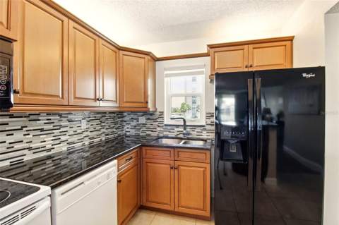 7625 Sun Island Drive #304, South Pasadena FL - photo 10 of 29
