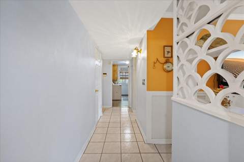 12510 Noreast Lake Drive, Tampa FL - photo 15 of 43