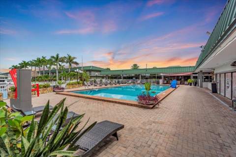 7150 N Tamiami Trail #S615, Sarasota FL - photo 8 of 33