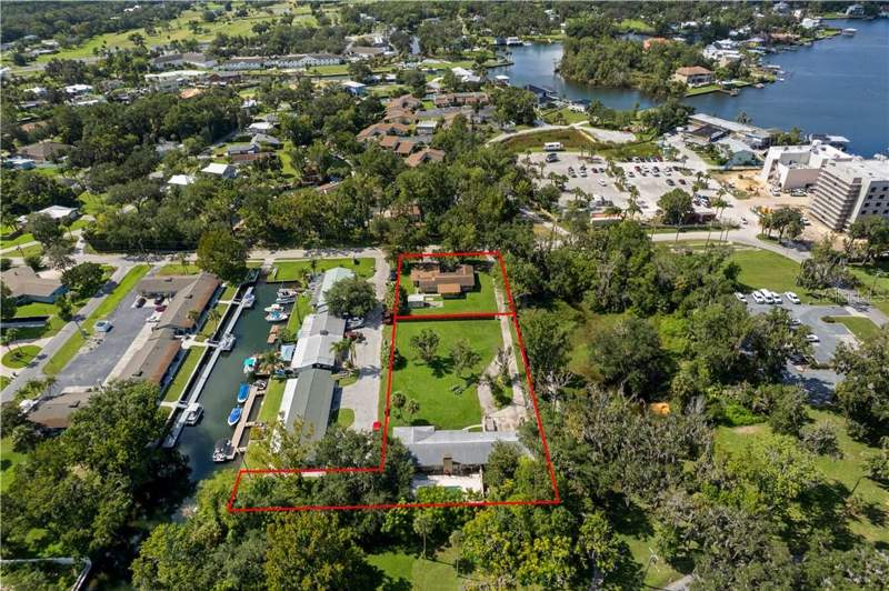 3 bedroom Single Family Residence at 149 & 151 SE Paradise Point Road, Crystal River, Crystal River — photo 5