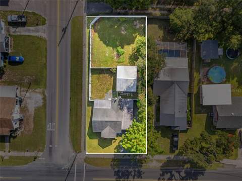 5829 12th Street, Zephyrhills FL - photo 7 of 56